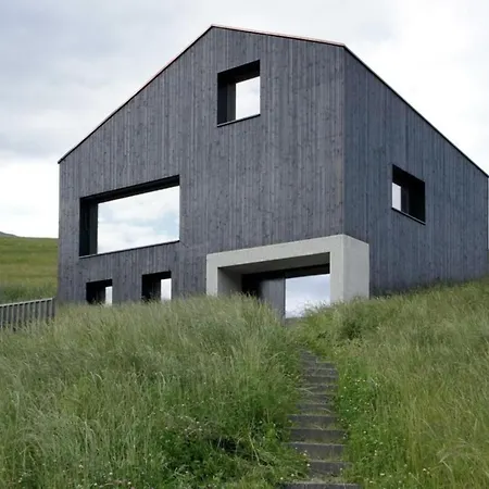 Holiday home Casa Edda, Ein Architektenhaus Zum Wohlfuehlen Lumbrein