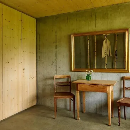 Casa Edda, Ein Architektenhaus Zum Wohlfuehlen Дом отдыха Lumbrein